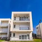 Lejlighed Family With Access Talea Coast By Pikhost Tale