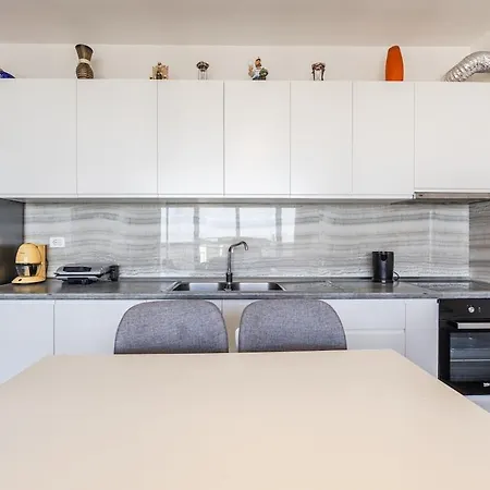 Daire Family With Access Talea Coast By Pikhost