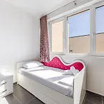 Family With Access Talea Coast By Pikhost Apartmán